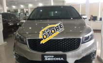 Kia Sedona GATH 2016 - Cần bán Kia Sedona GATH đời 2016, màu bạc
