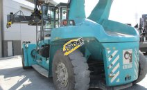 Bán xe nâng xếp Container Kalmar 45 tấn đời 2011. Hàng nóng mới về bãi Bán xe nâng xếp Container Kalmar 45 tấn đời 2011. Hàng nóng mới về bãi