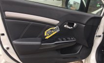 Bán xe Honda Civic 2.0, đời 2014, màu trắng số tự động Bán xe Honda Civic 2.0, đời 2014, màu trắng số tự động