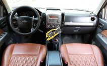 Cần bán gấp Ford Everest MT 2014 số sàn Cần bán gấp Ford Everest MT 2014 số sàn