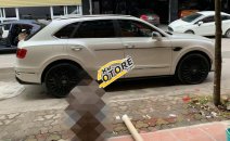 Xe Bentley Bentayga đặc biệt được đặt riêng và full đầy đủ option duy nhất hiện tại Việt Nam có sẵn, giao ngay Xe Bentley Bentayga đặc biệt được đặt riêng và full đầy đủ option duy nhất hiện tại Việt Nam có sẵn, giao ngay