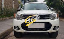 Bán Ford Everest, 7 chỗ, Sx 2014, số sàn, màu trắng Bán Ford Everest, 7 chỗ, Sx 2014, số sàn, màu trắng