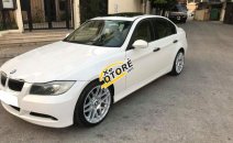 Cần bán xe BMW 320i 2007 màu trắng, nội thất kem Cần bán xe BMW 320i 2007 màu trắng, nội thất kem