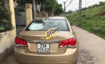 Bán xe Chevrolet Cruze LS sản xuất 2010, màu vàng số sàn Bán xe Chevrolet Cruze LS sản xuất 2010, màu vàng số sàn