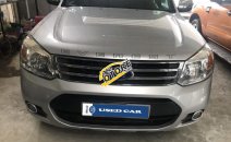 Cần bán xe Ford Everest 2.5AT đời 2015, màu bạc tại City Ford Cần bán xe Ford Everest 2.5AT đời 2015, màu bạc tại City Ford