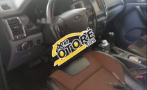 Cần bán Ford Ranger Wildtrak 3.2 đời 2015, màu trắng, xe chạy tốt, cực bốc, có trầy nhẹ Cần bán Ford Ranger Wildtrak 3.2 đời 2015, màu trắng, xe chạy tốt, cực bốc, có trầy nhẹ
