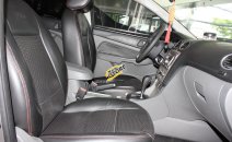 Cần bán xe Ford Focus 1.8 AT năm sản xuất 2010, màu bạc Cần bán xe Ford Focus 1.8 AT năm sản xuất 2010, màu bạc