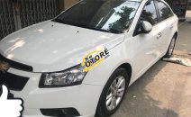 Cần bán Chevrolet Cruze 2016 số sàn màu trắng Cần bán Chevrolet Cruze 2016 số sàn màu trắng