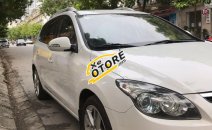 Bán Hyundai i30 CW sản xuất 2010, màu trắng, nhập khẩu nguyên chiếc, máy móc zin tuyệt đối Bán Hyundai i30 CW sản xuất 2010, màu trắng, nhập khẩu nguyên chiếc, máy móc zin tuyệt đối