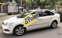 Cần bán xe Ford Focus 2.0 AT 2011, màu trắng Cần bán xe Ford Focus 2.0 AT 2011, màu trắng