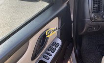 Bán ô tô Ford Escape 2.3 XLS đời 2013 màu phấn hồng Bán ô tô Ford Escape 2.3 XLS đời 2013 màu phấn hồng