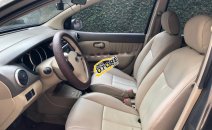 Bán xe Nissan Livina AT 2011, màu xám xe còn mới lắm Bán xe Nissan Livina AT 2011, màu xám xe còn mới lắm
