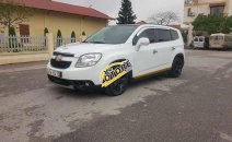 Cần bán Chevrolet Orlando sản xuất 2017, màu trắng Cần bán Chevrolet Orlando sản xuất 2017, màu trắng