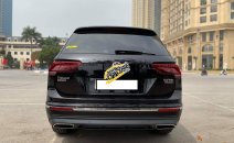 Bán nhanh chiếc Volkswagen Tiguan, sản xuất 201, màu đen, xe nhập khẩu, giá rẻ Bán nhanh chiếc Volkswagen Tiguan, sản xuất 201, màu đen, xe nhập khẩu, giá rẻ