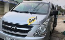 Bán Hyundai Grand Starex năm 2010, màu bạc Bán Hyundai Grand Starex năm 2010, màu bạc
