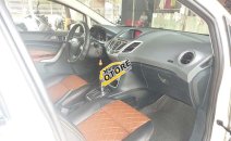 Cần bán xe Ford Fiesta năm sản xuất 2011, màu trắng giá cạnh tranh Cần bán xe Ford Fiesta năm sản xuất 2011, màu trắng giá cạnh tranh