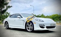 Xe Porsche Panamera 3.6V6 năm sản xuất 2010, màu trắng Xe Porsche Panamera 3.6V6 năm sản xuất 2010, màu trắng