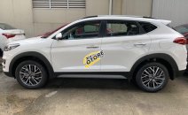 Bán xe Hyundai Tucson Facelif 2020, màu trắng xe giao ngay Bán xe Hyundai Tucson Facelif 2020, màu trắng xe giao ngay