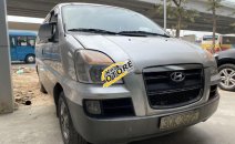 Cần bán xe Hyundai Starex năm 2005, màu bạc số tự động, 195tr Cần bán xe Hyundai Starex năm 2005, màu bạc số tự động, 195tr