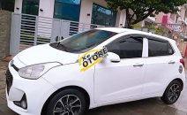 Cần bán gấp Hyundai Grand i10 năm sản xuất 2015, xe nhập số tự động, giá tốt Cần bán gấp Hyundai Grand i10 năm sản xuất 2015, xe nhập số tự động, giá tốt