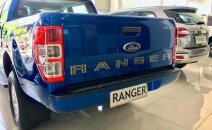 Cần bán Ford Ranger XLS AT 4*2 với giá cực sốc Cần bán Ford Ranger XLS AT 4*2 với giá cực sốc