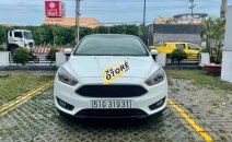 Cần bán lại xe Ford Focus sản xuất năm 2017, màu trắng Cần bán lại xe Ford Focus sản xuất năm 2017, màu trắng
