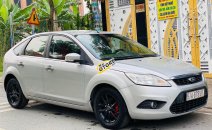 Ford Focus AT 2009 - Cần bán Ford Focus màu bạc giá chỉ 255 triệu