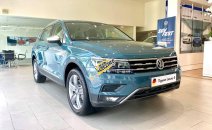 [Ở đây luôn có sẵn xe đủ màu] mời anh chị lái thử miễn phí & xem giá lăn bánh của xe Tiguan Luxury S 2022 màu xanh Petro