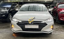 Xe 5 chỗ sedan C nhiều công nghệ - Rộng rãi Xe 5 chỗ sedan C nhiều công nghệ - Rộng rãi