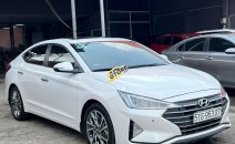Hyundai Elantra 2019 - Giá rẻ - Bản full option