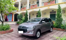 Toyota Innova 2.0E 2020 - Gia đình cần bán chiếc xe ô tô Toyota Innova 2.0E 2020 