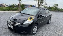 Màu đen, giá 179tr Màu đen, giá 179tr